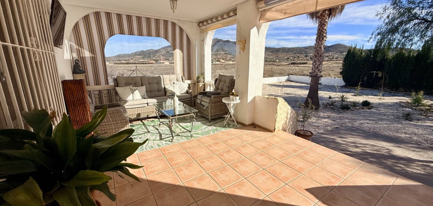 Resale - Villa - Hondón de los Frailes