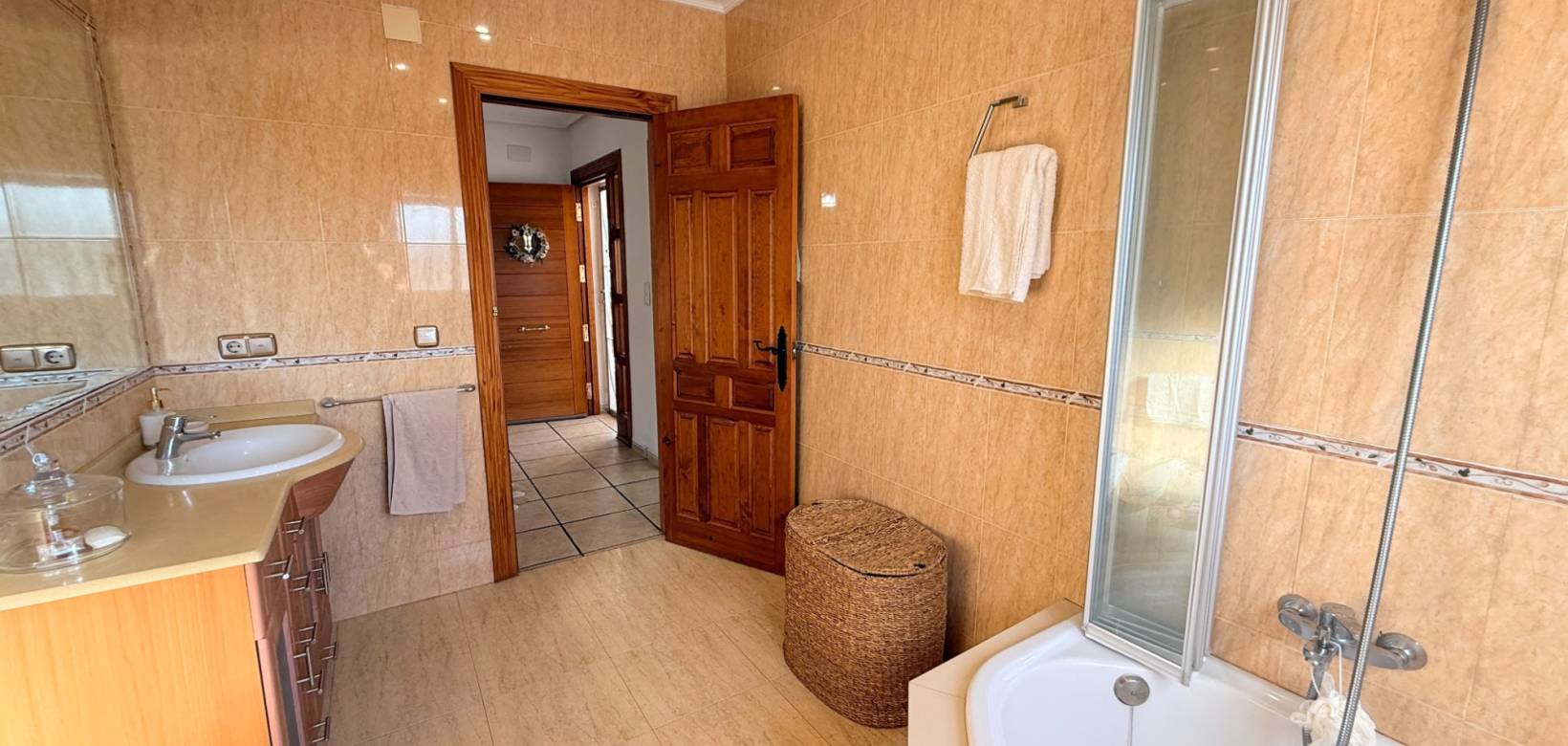 Resale - Villa - Hondón de los Frailes