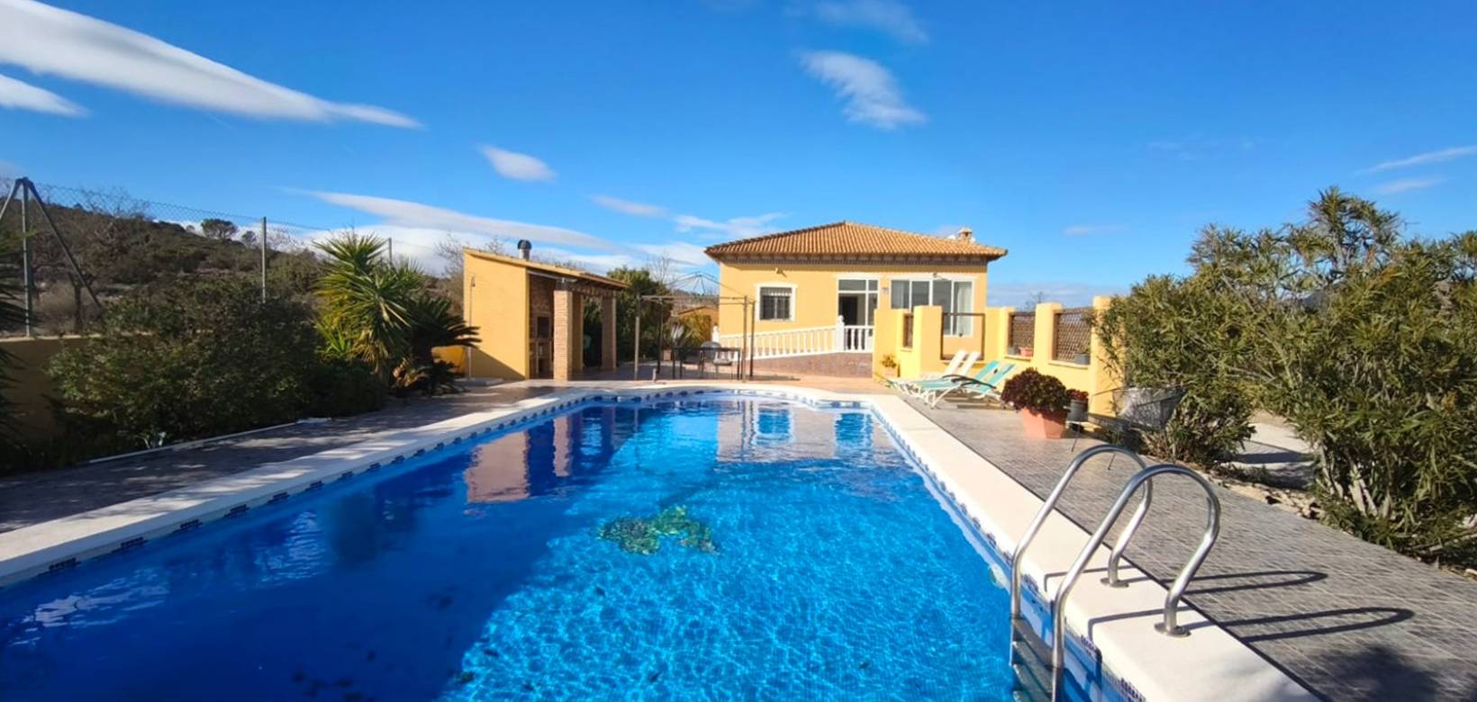 Resale - Villa - Hondón de los Frailes