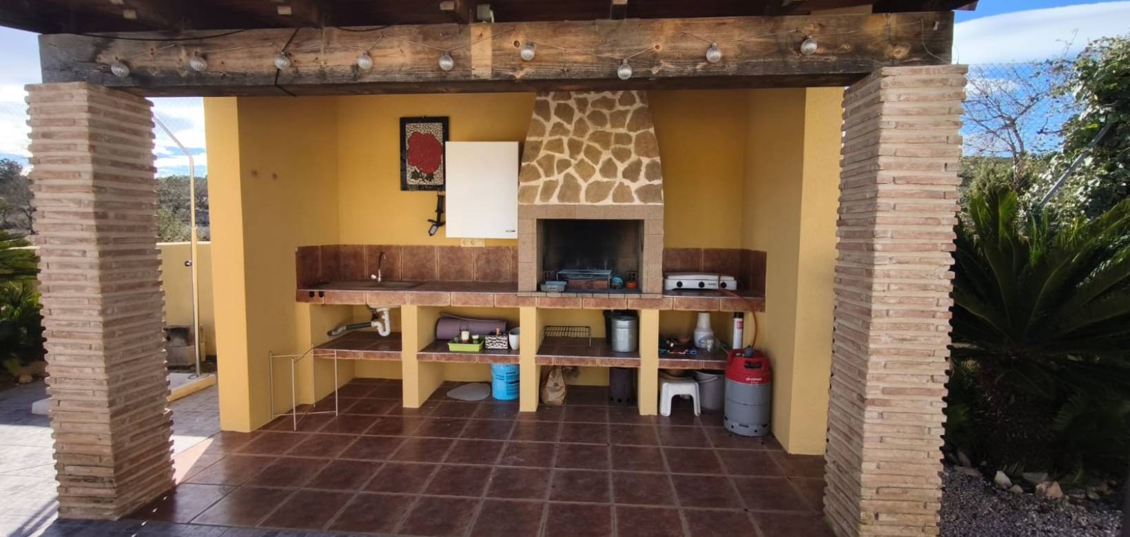 Resale - Villa - Hondón de los Frailes