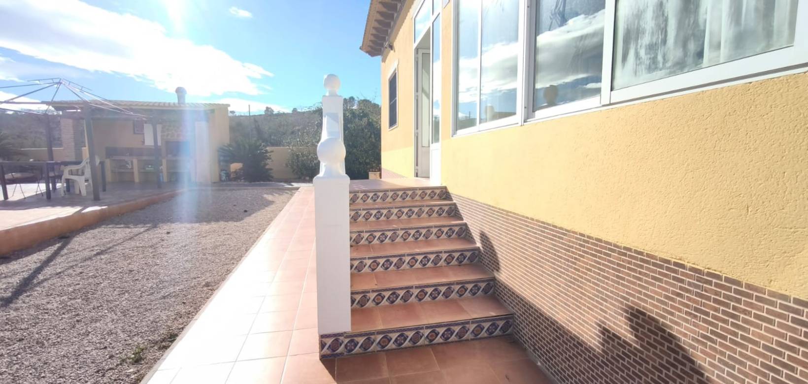 Resale - Villa - Hondón de los Frailes