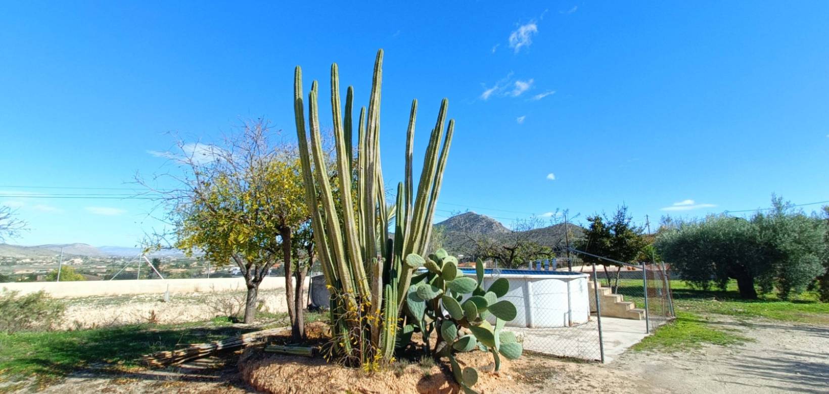Resale - Villa - Hondón de los Frailes