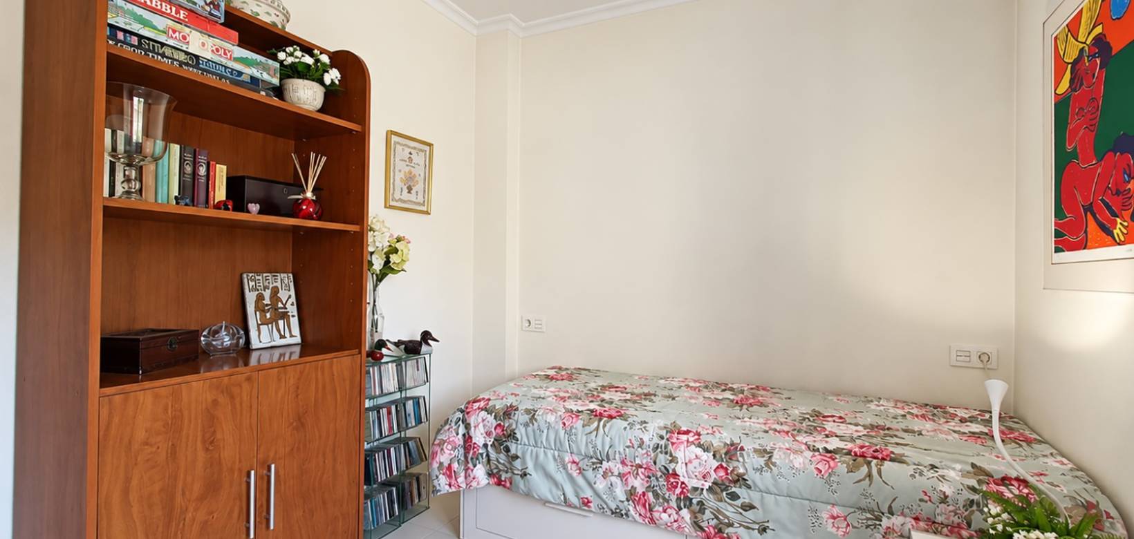 Resale - Villa - Hondón de los Frailes