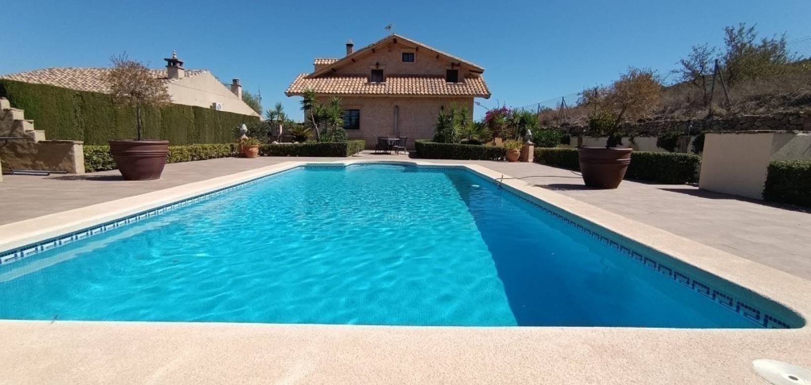 Resale - Villa - Hondón de los Frailes