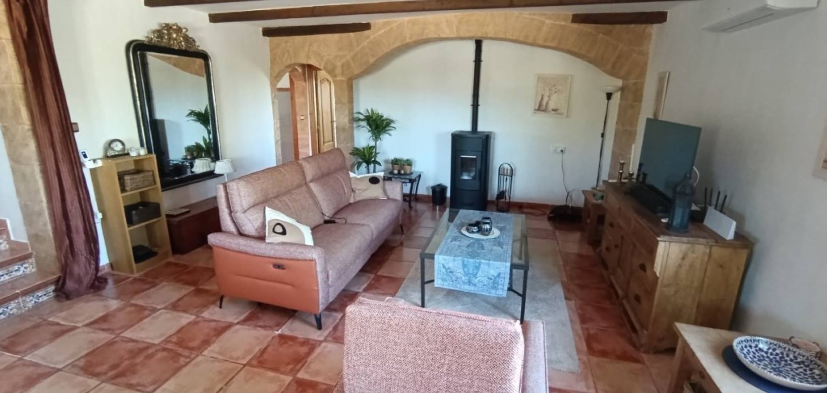 Resale - Villa - Hondón de los Frailes