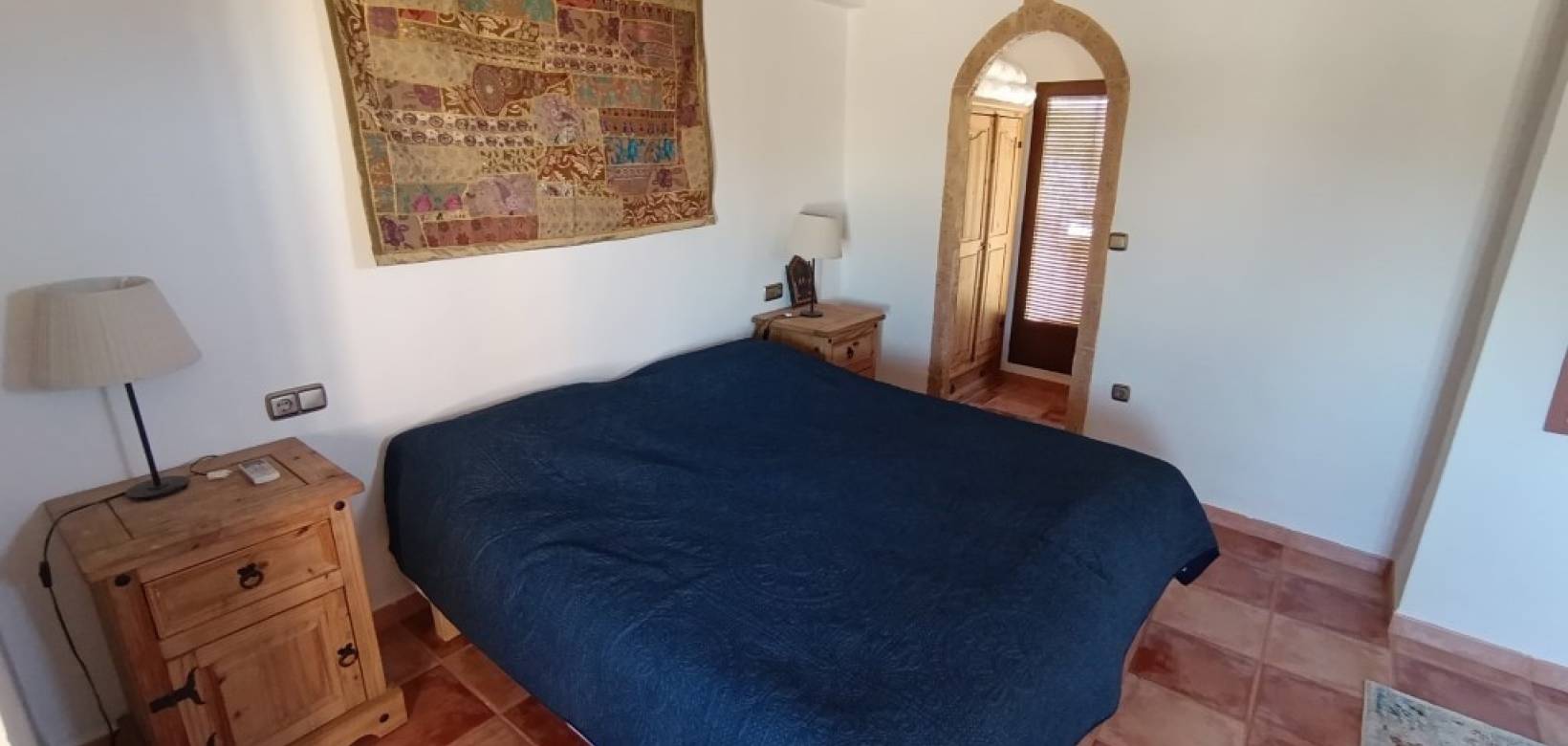 Resale - Villa - Hondón de los Frailes