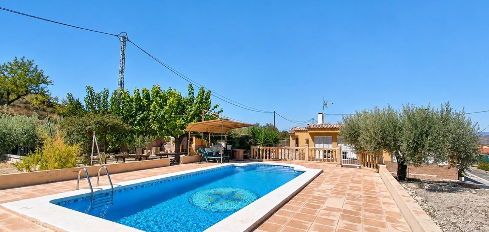 Resale - Villa - Hondón de los Frailes