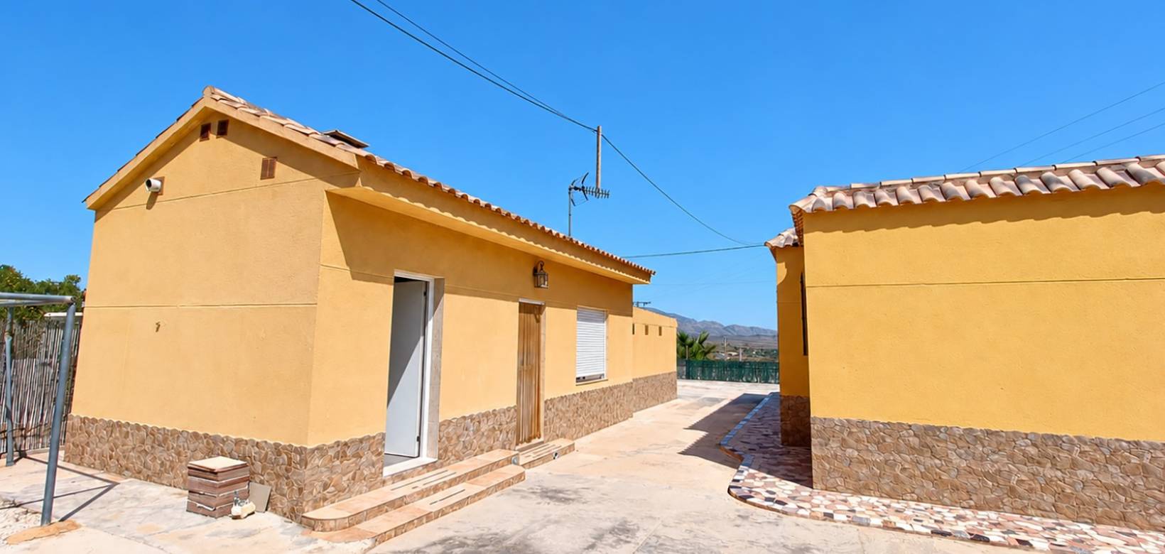 Resale - Villa - Hondón de los Frailes