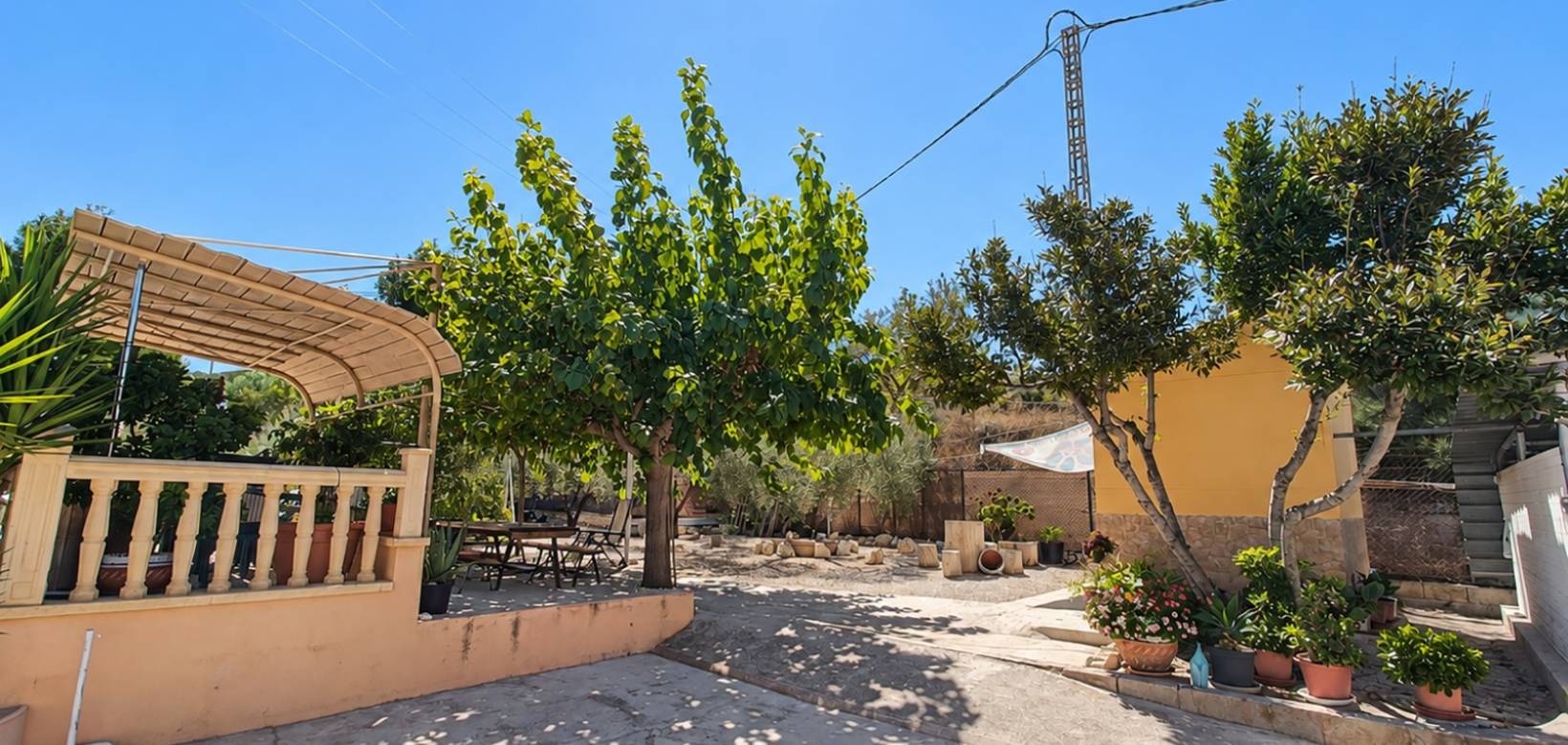 Resale - Villa - Hondón de los Frailes