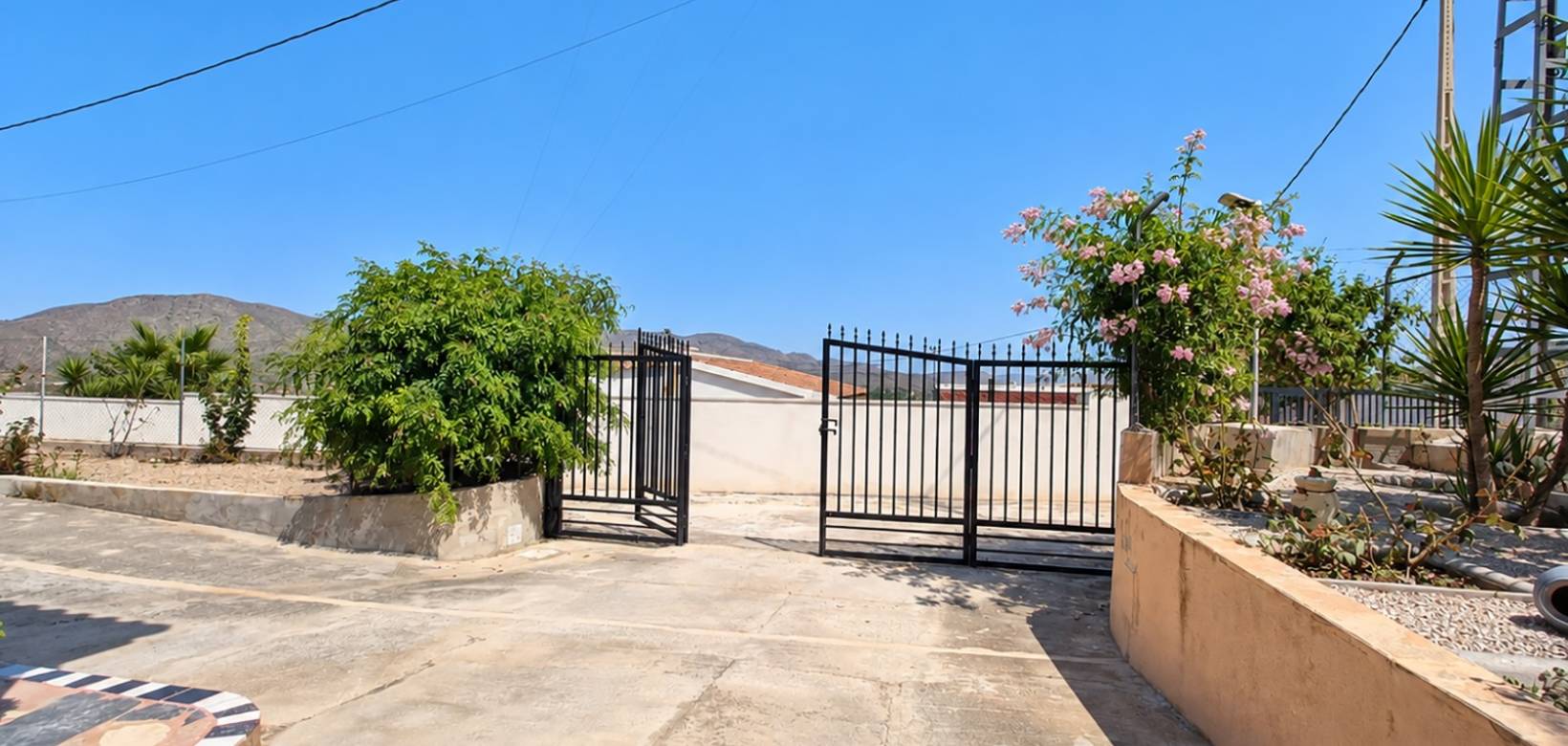 Resale - Villa - Hondón de los Frailes