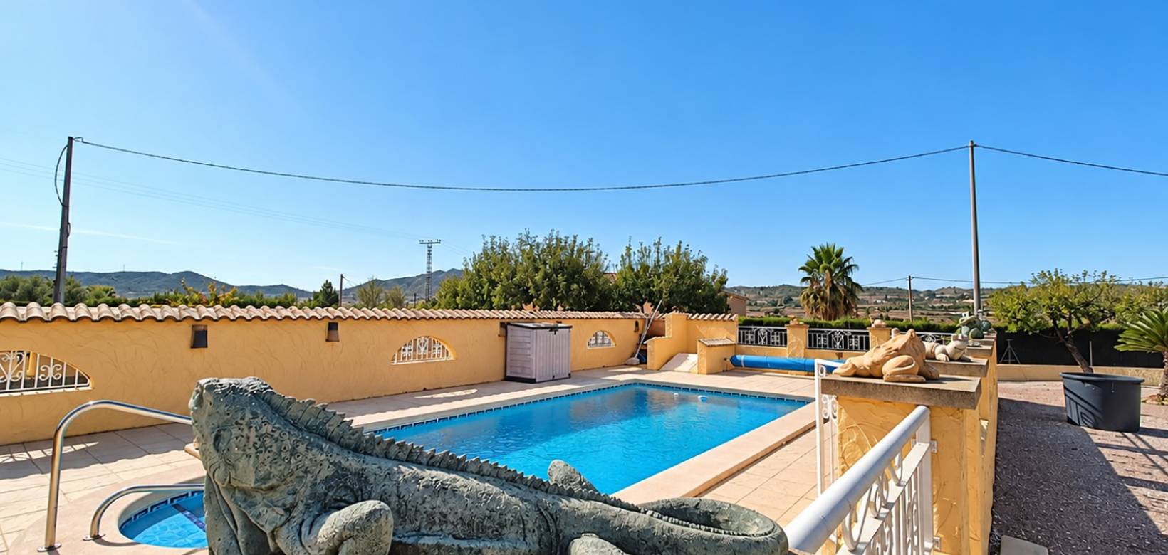Resale - Villa - Hondón de los Frailes