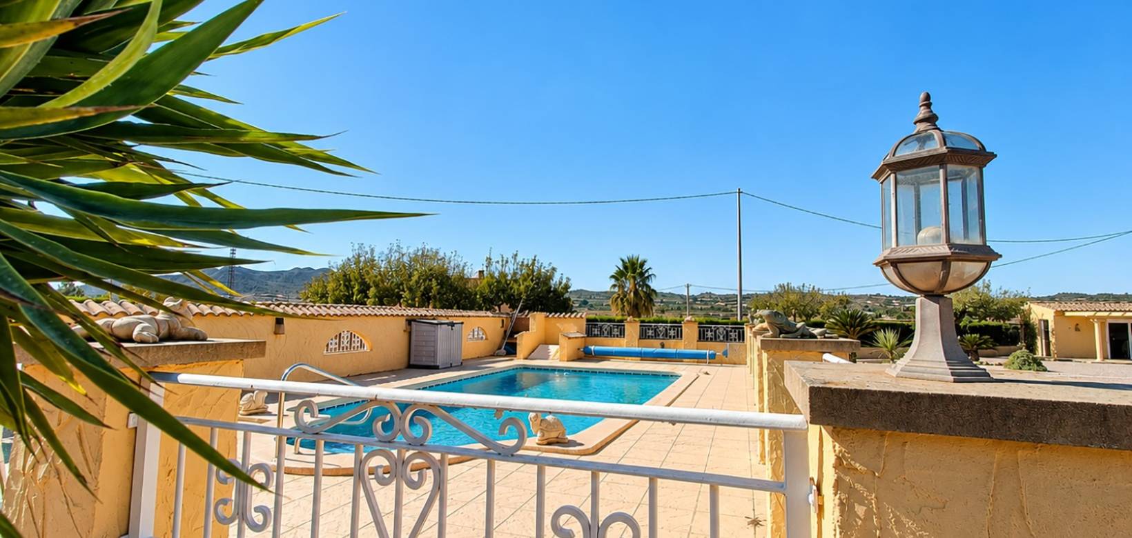 Resale - Villa - Hondón de los Frailes