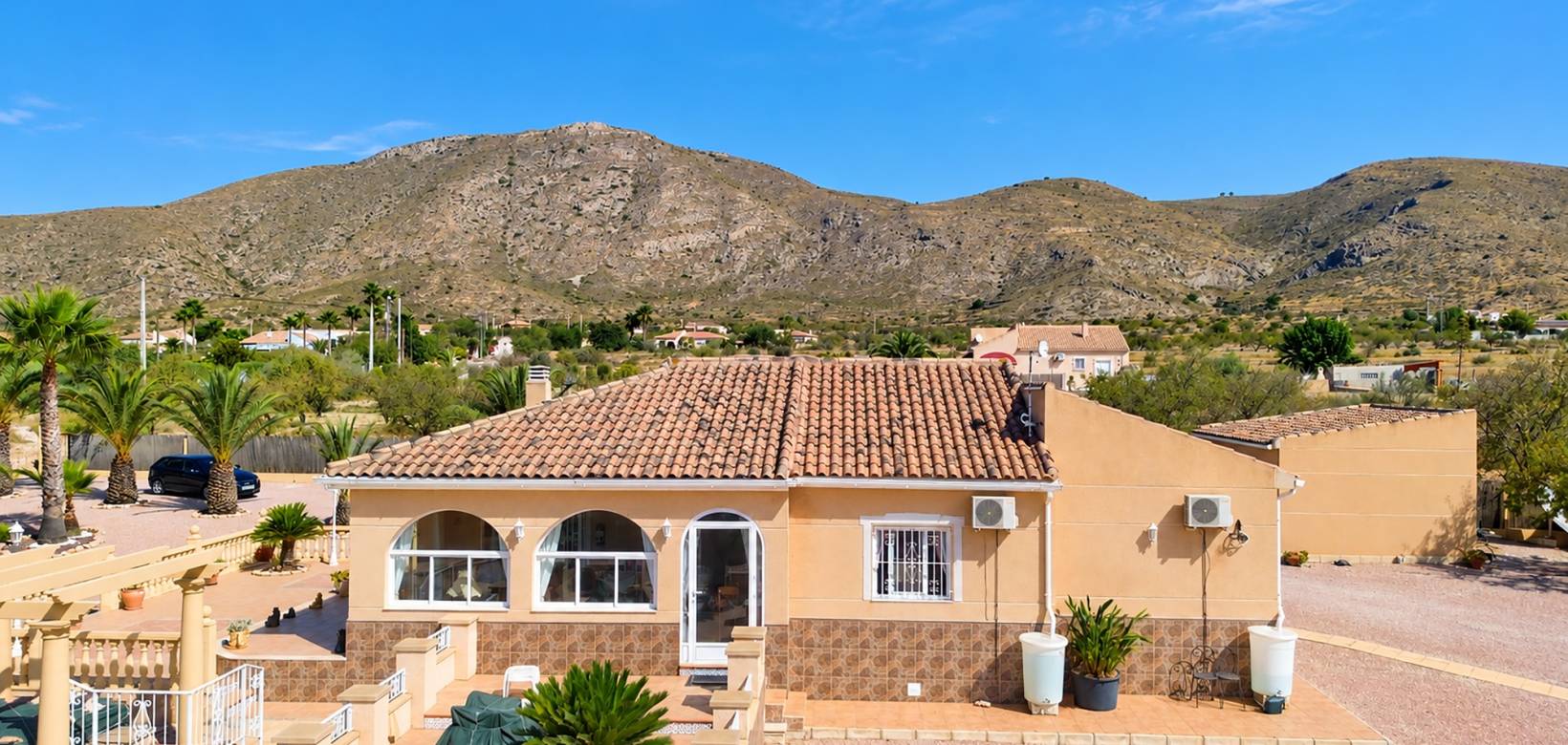 Resale - Villa - Hondón de los Frailes