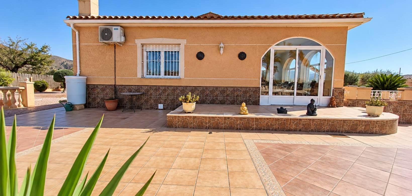 Resale - Villa - Hondón de los Frailes