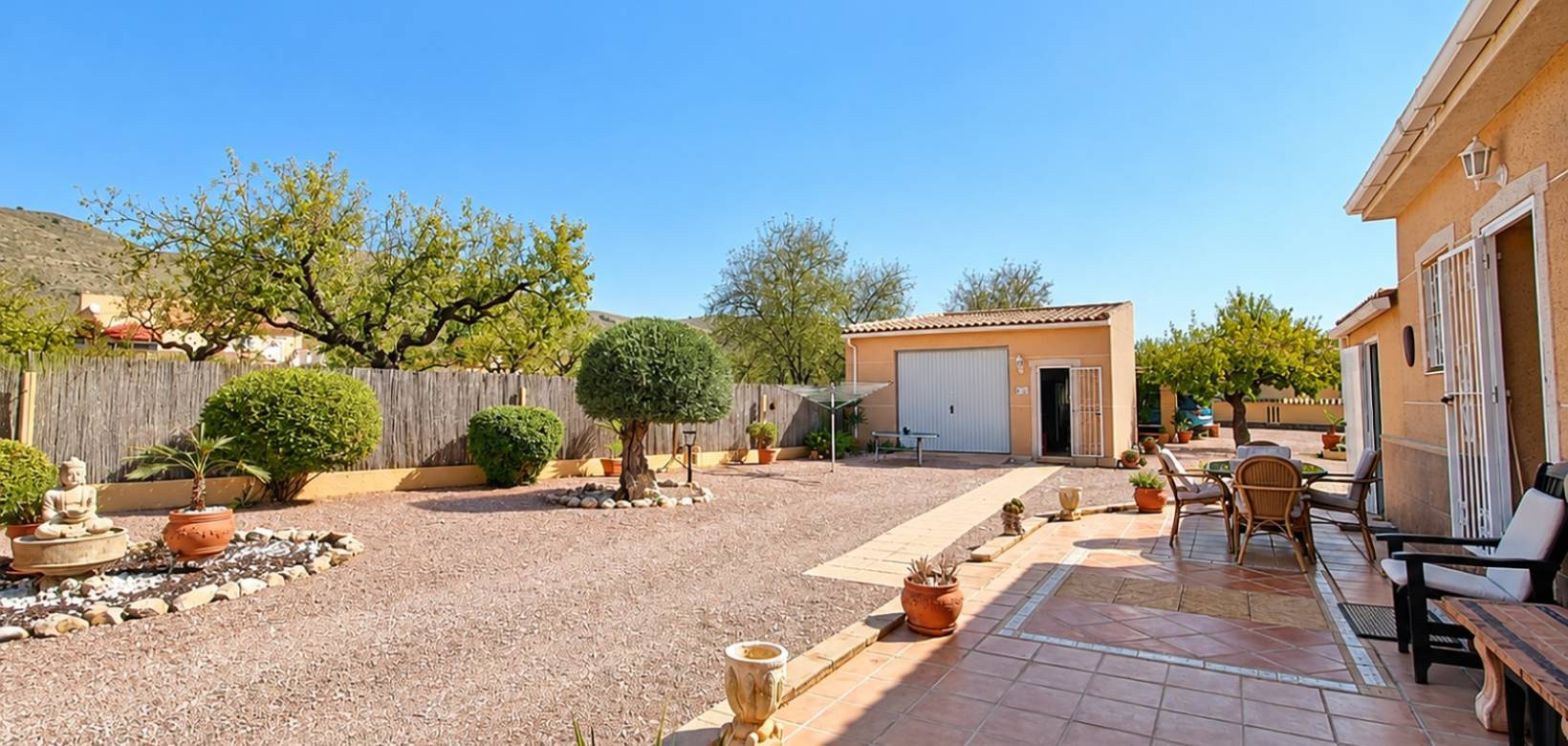 Resale - Villa - Hondón de los Frailes