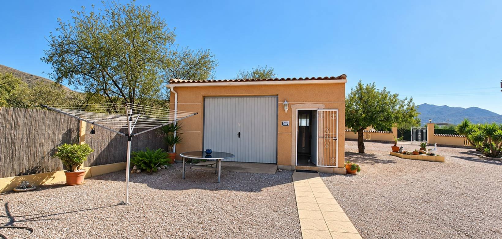 Resale - Villa - Hondón de los Frailes