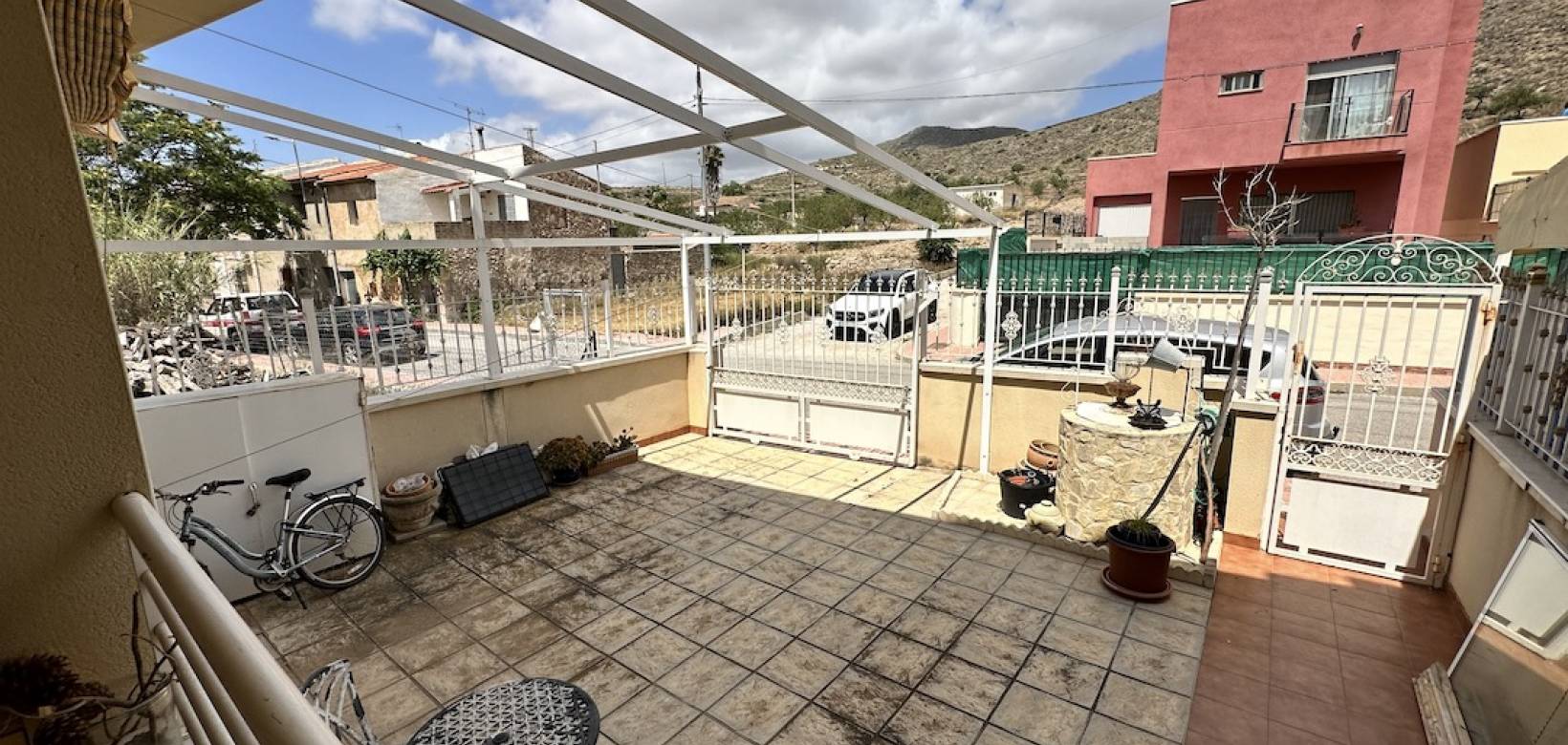 Resale - Villa - Hondón de los Frailes