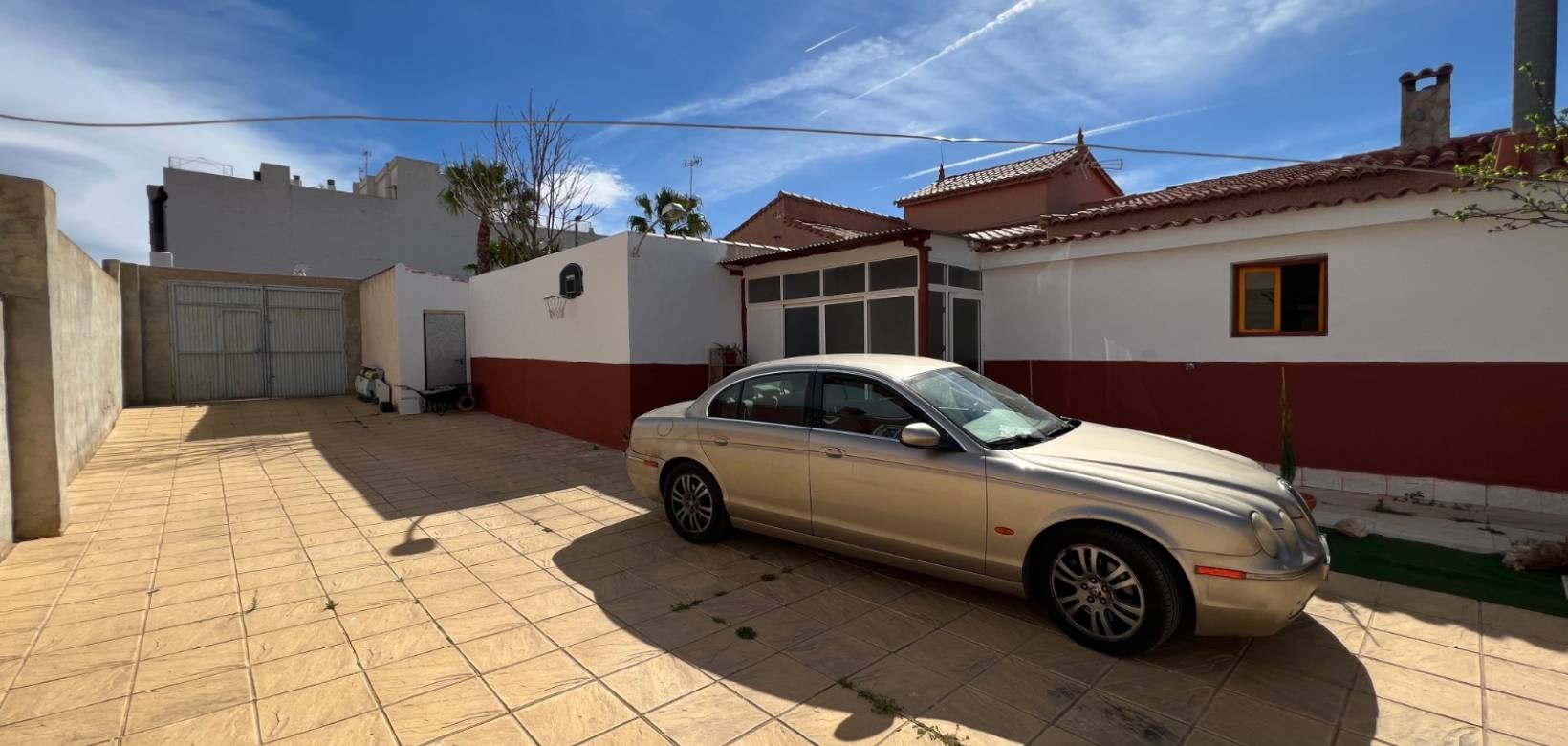 Resale - Villa - Hondón de los Frailes