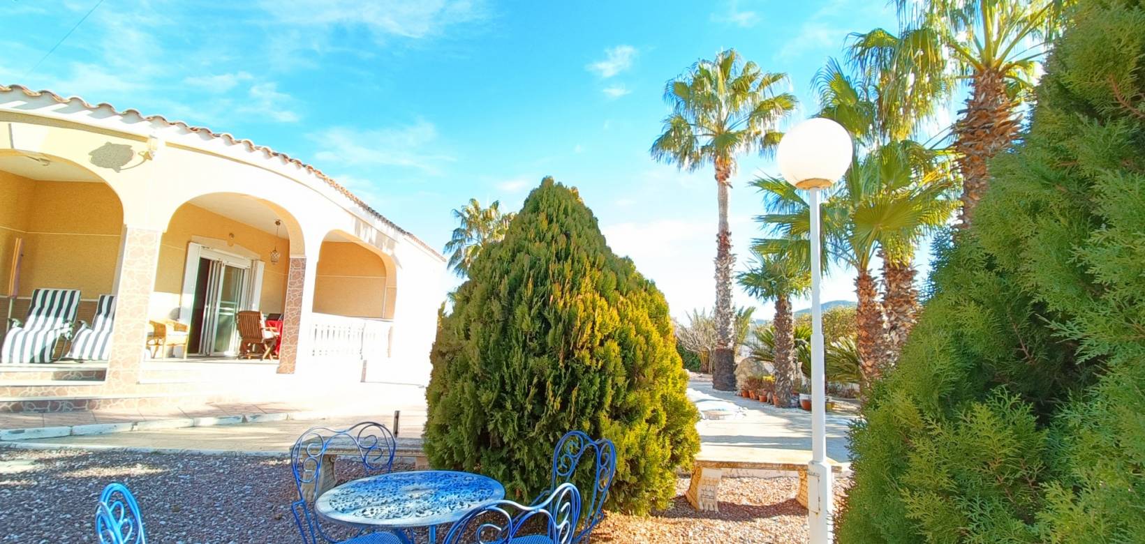 Resale - Villa - Hondón de los Frailes