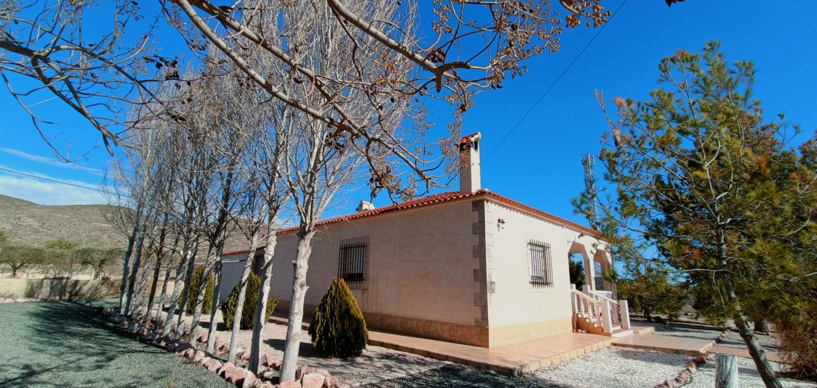 Resale - Villa - Hondón de los Frailes