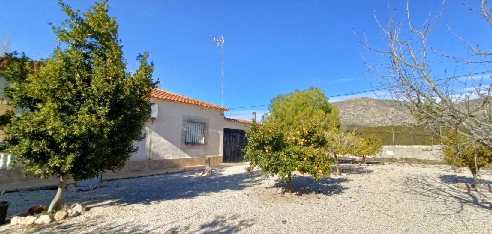 Resale - Villa - Hondón de los Frailes