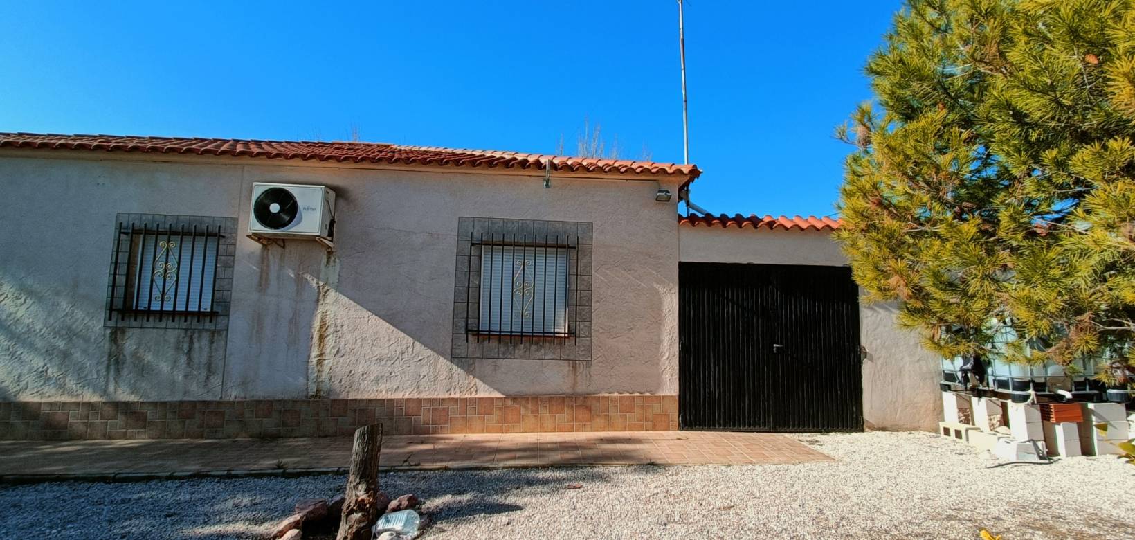 Resale - Villa - Hondón de los Frailes