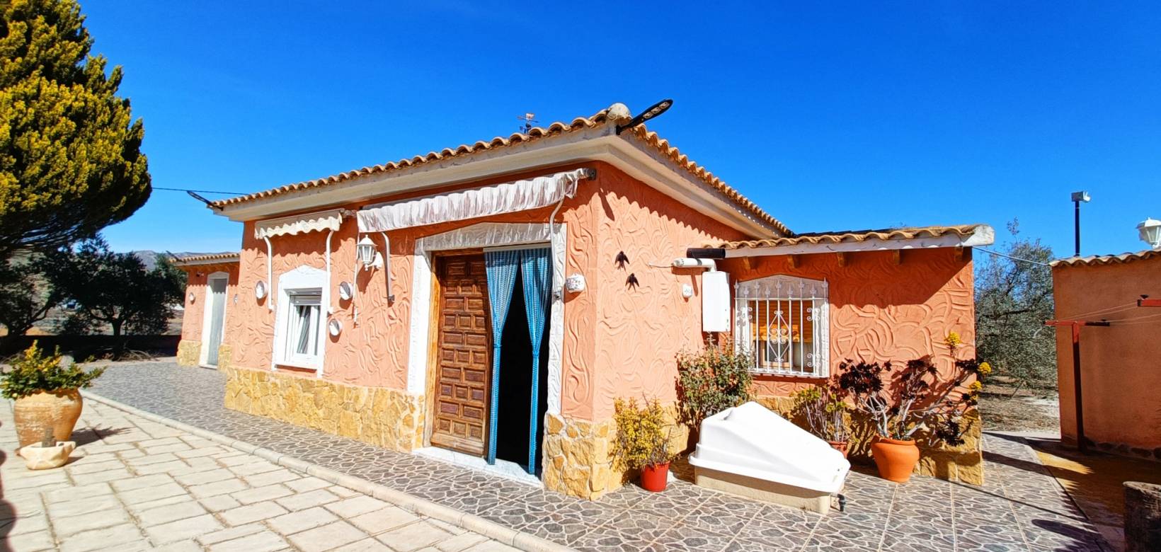 Resale - Villa - Hondón de los Frailes