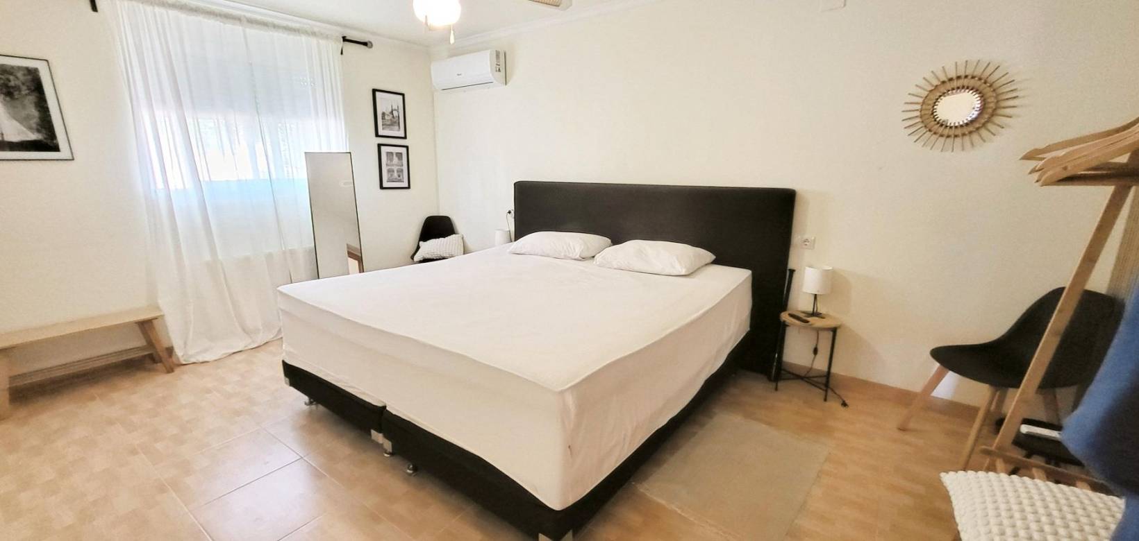 Resale - Villa - La Romana