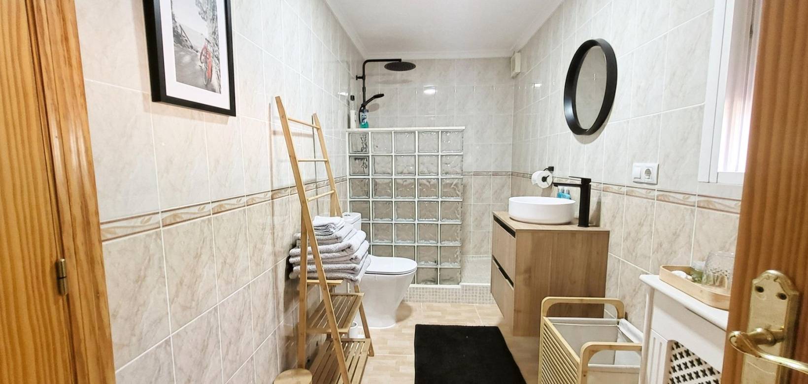 Resale - Villa - La Romana