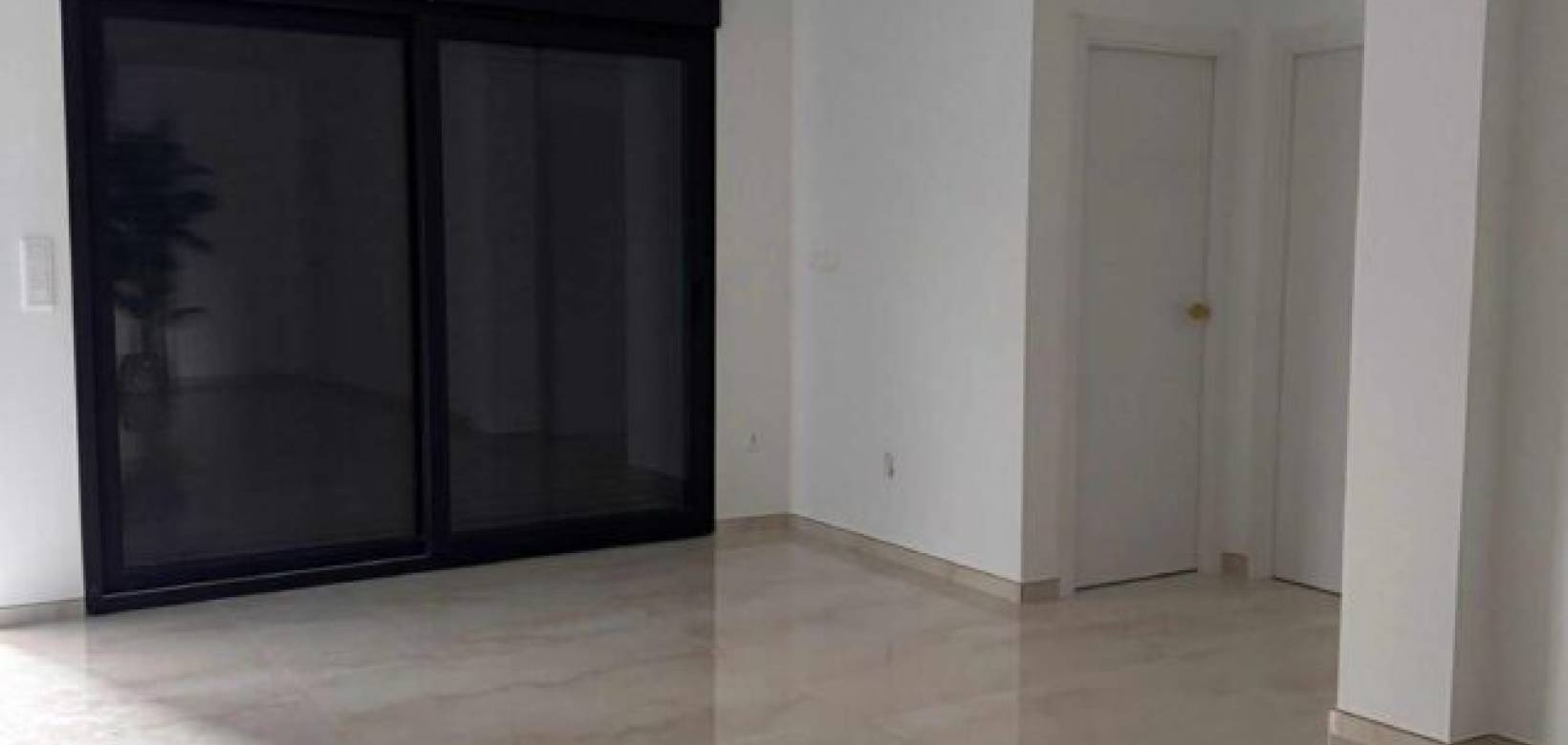 Resale - Villa - La Romana