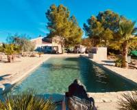 Resale - Villa - La Romana