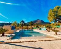 Resale - Villa - La Romana