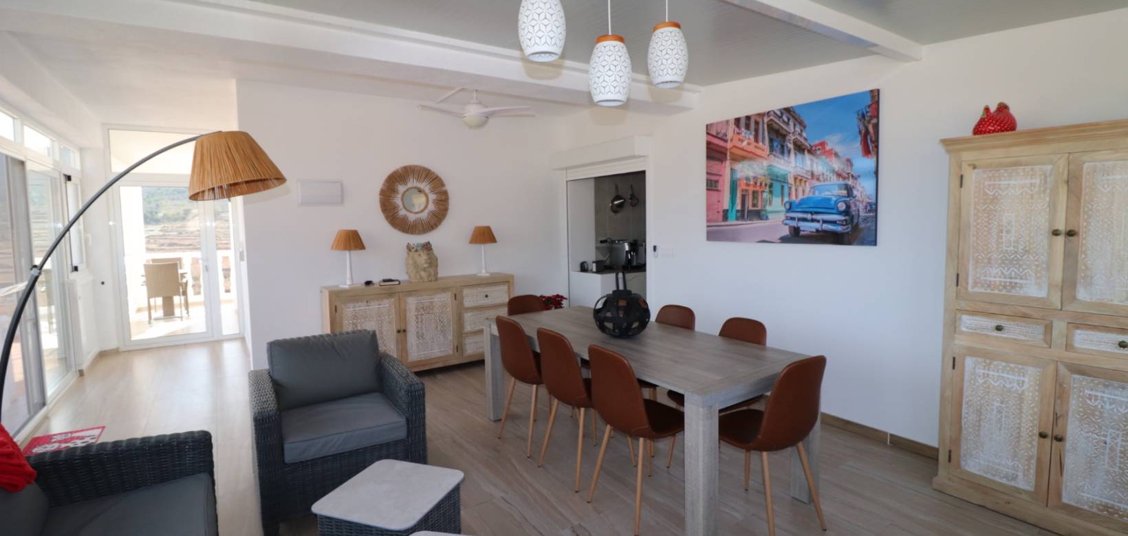 Resale - Villa - La Romana