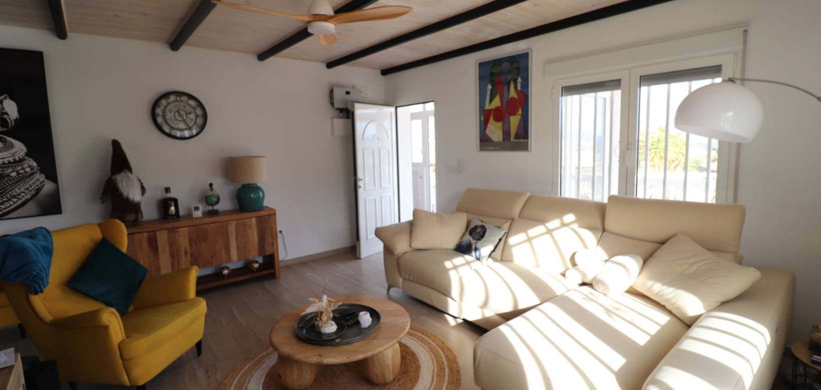 Resale - Villa - La Romana