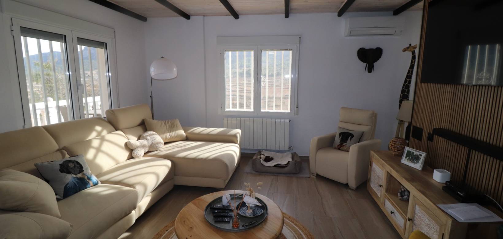 Resale - Villa - La Romana