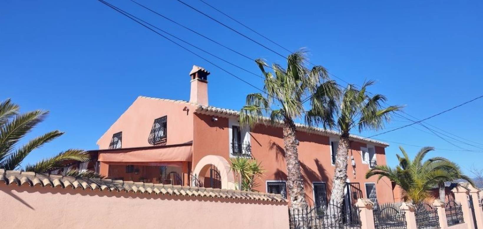 Resale - Villa - La Romana