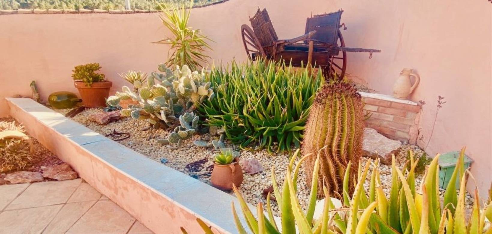 Resale - Villa - La Romana