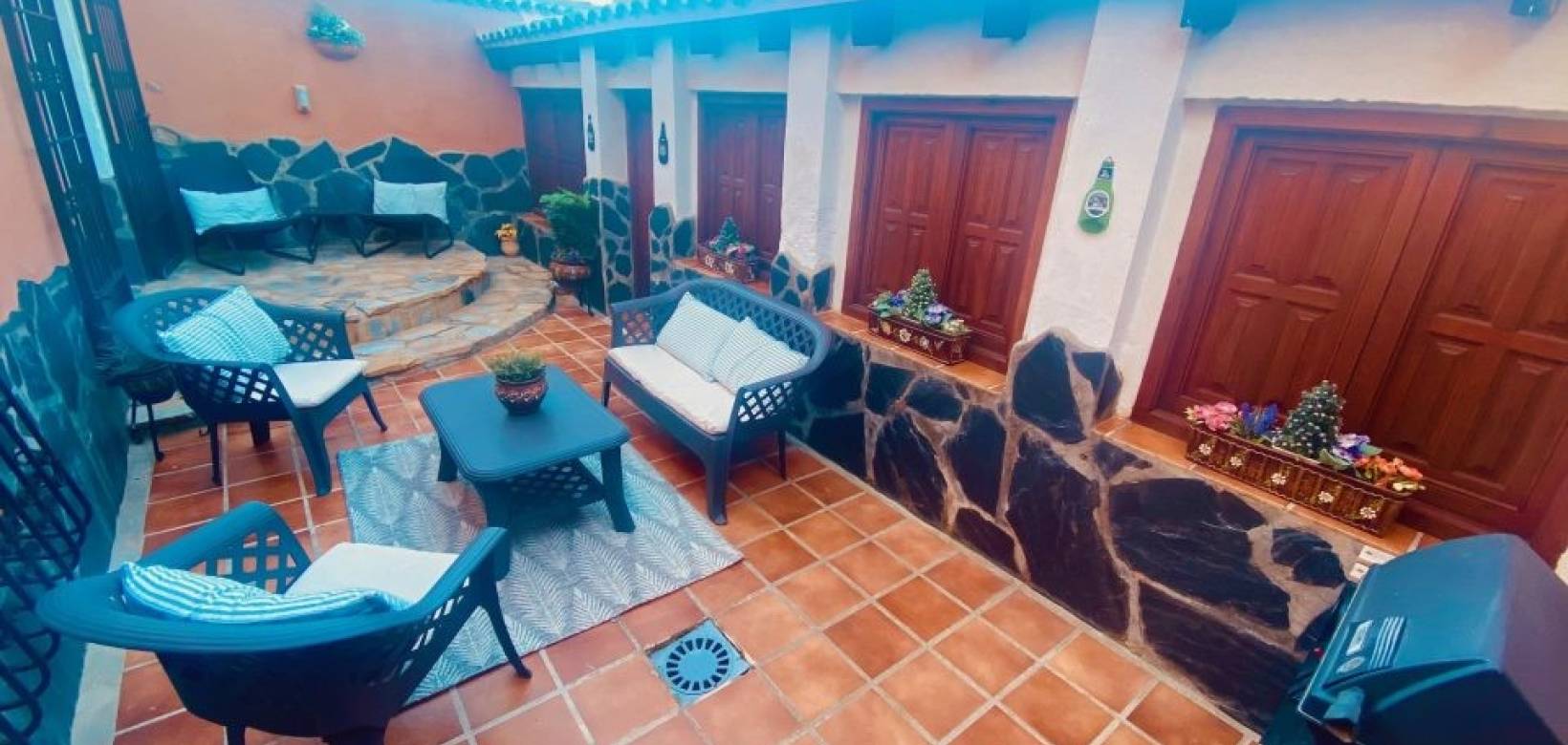 Resale - Villa - La Romana