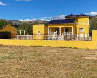 Resale - Villa - La Romana