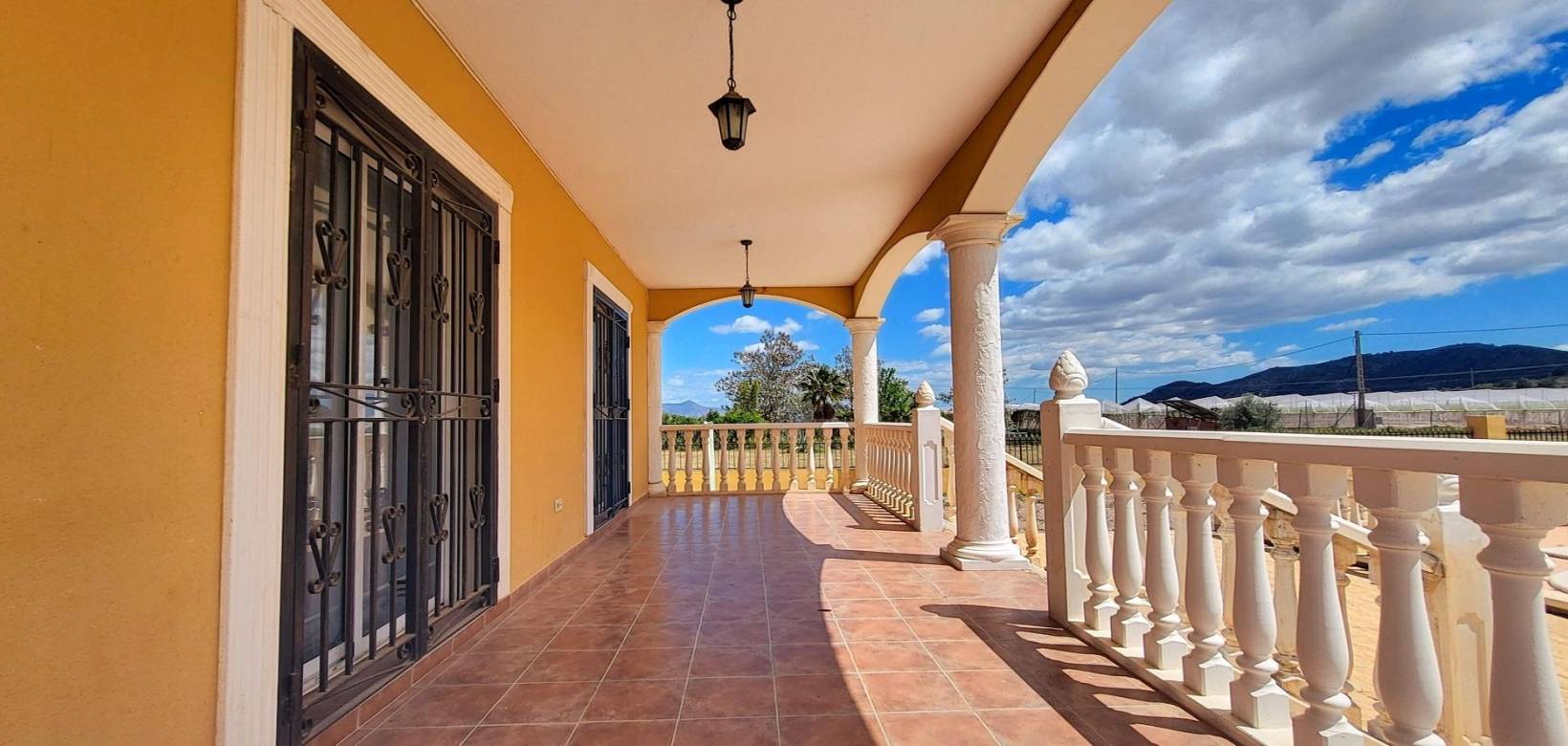 Resale - Villa - La Romana