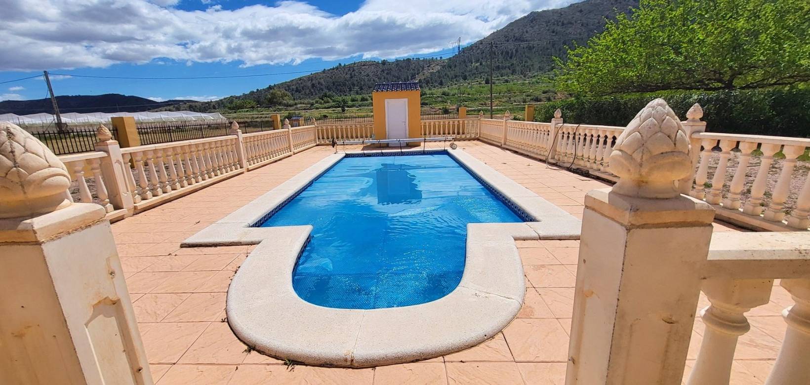 Resale - Villa - La Romana