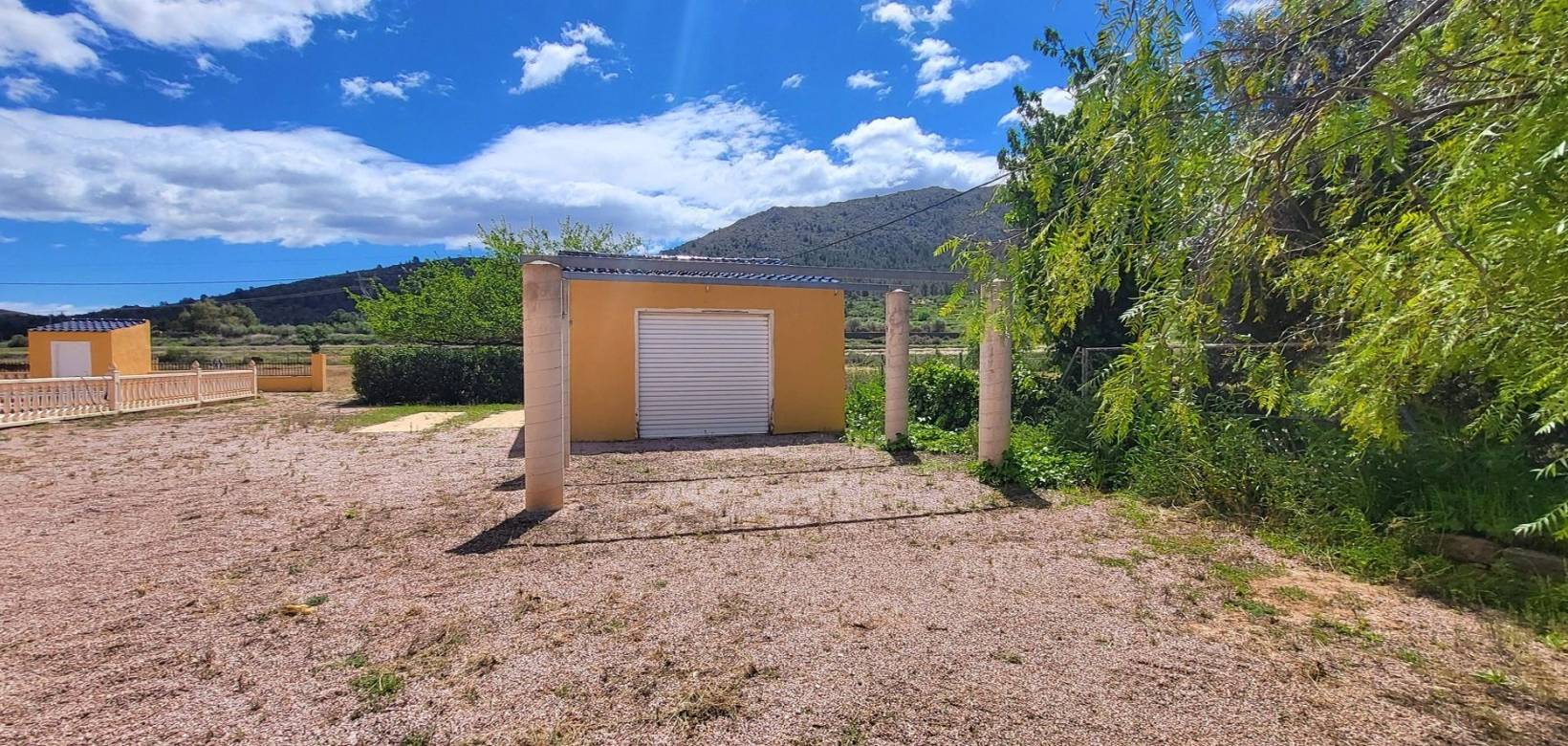 Resale - Villa - La Romana