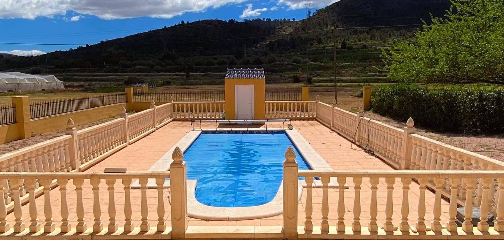 Resale - Villa - La Romana