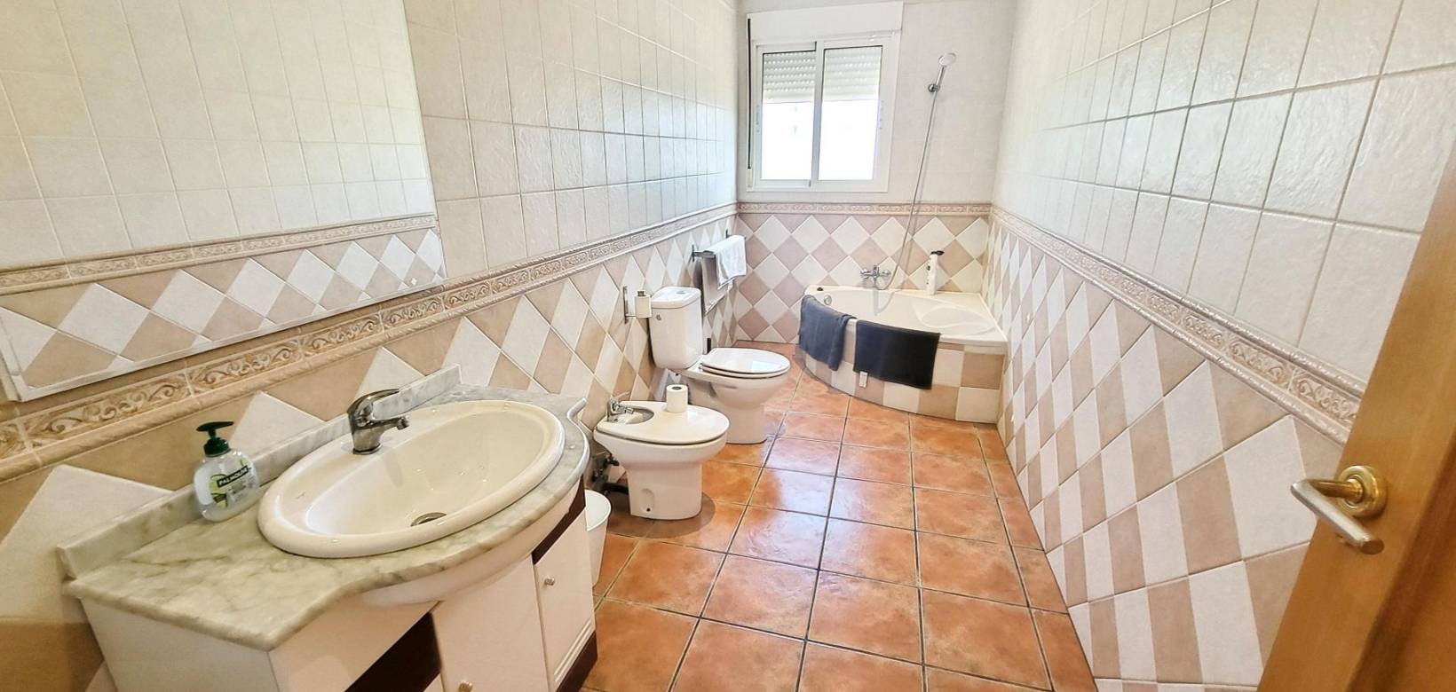 Resale - Villa - La Romana