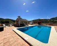 Resale - Villa - La Romana