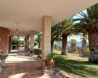 Resale - Villa - La Romana