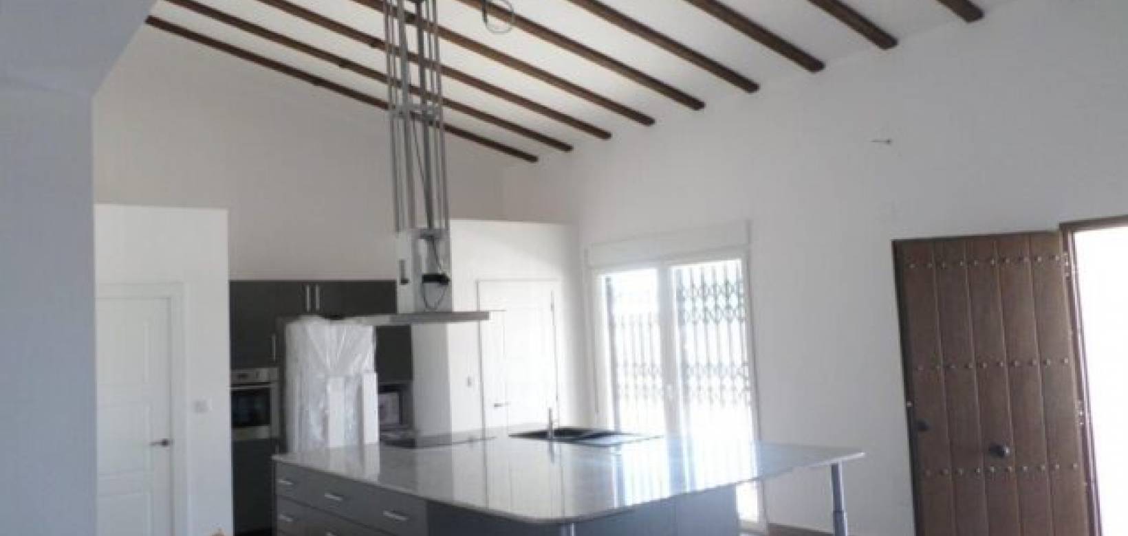 Resale - Villa - La Romana