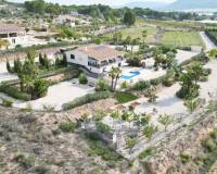 Resale - Villa - La Romana