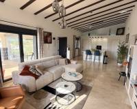 Resale - Villa - La Romana