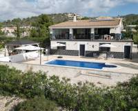 Resale - Villa - La Romana